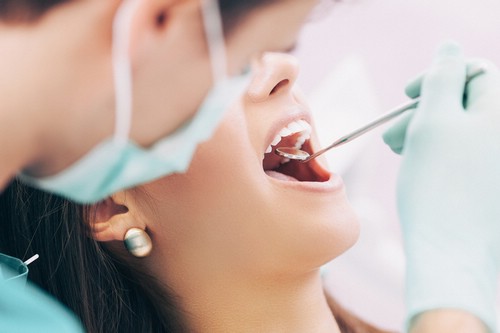 Услуги врача стоматолога на дому — востребованная помощь для инвалидов